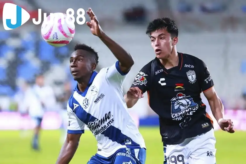 Pachuca được đánh giá cao hơn trong trận đấu này
